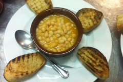 CROSTINI_CON_FAGIOLI